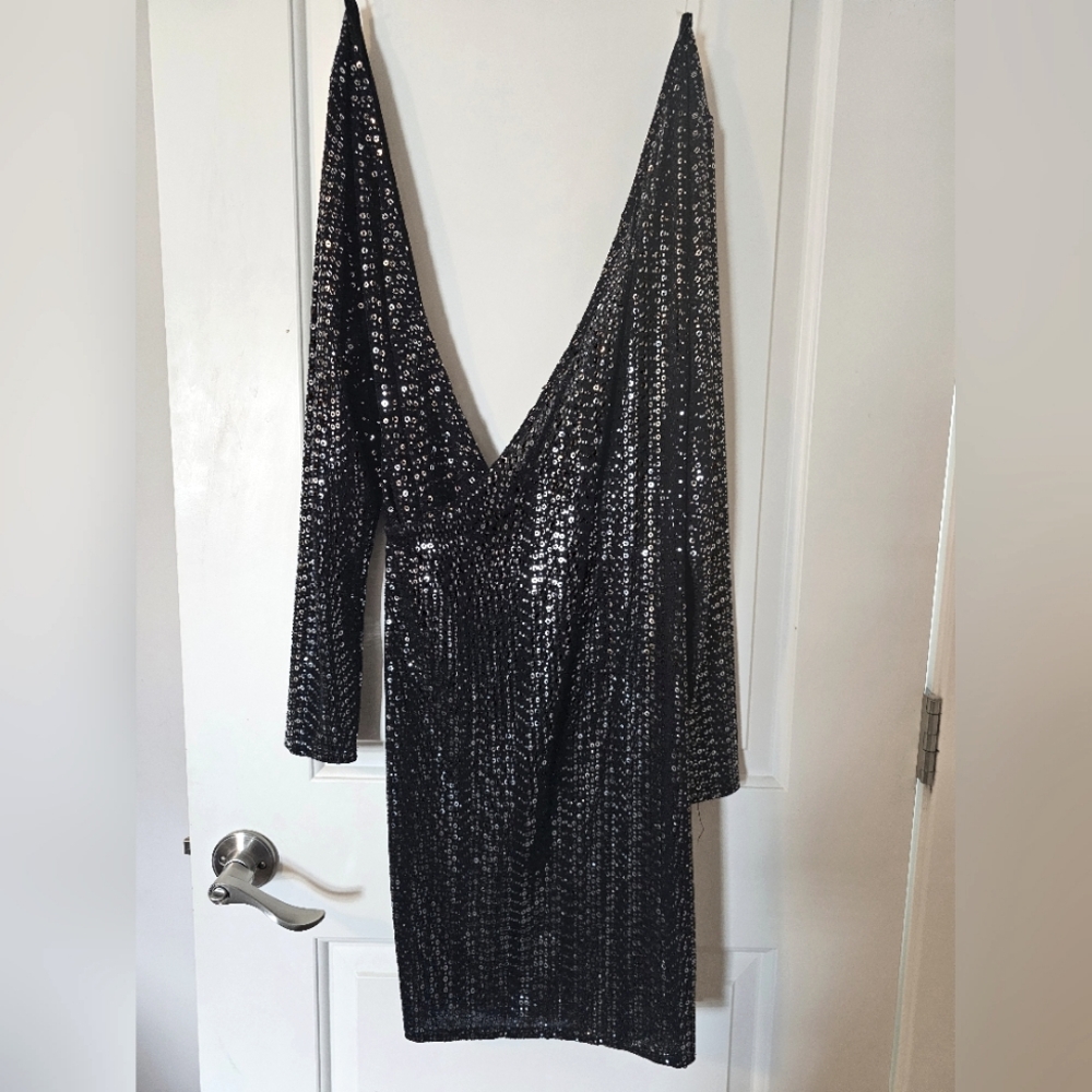Nordstrom Black Longsleeve Sequin Mini Dress